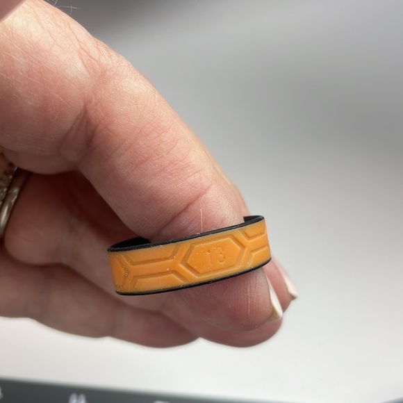 ThunderFit Born Victorious Silicone Wedding Gray Black Exterior Size 13 - Picture 2 of 4